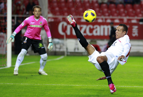 向世人展现 向世人展现