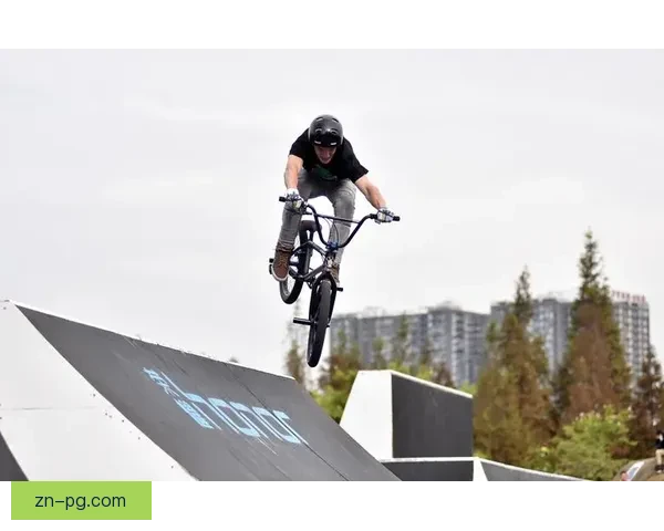 BMX发展演变：从狂野少年到极限运动主流