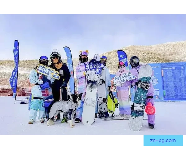 冰雪狂欢：全球滑雪联赛挑战赛盛大开幕