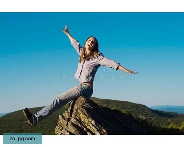 攀岩世界之巅：震撼挑战与无尽探索