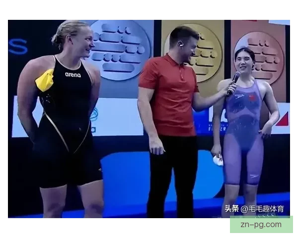 游泳大奖赛：决胜泳坛，创造辉煌