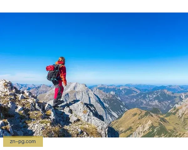 登山技巧大揭秘：高手亲授实战攀登全程解析